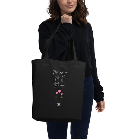 Mujer con bolsa tote “Me sostengo, me elijo, me amo” de algodón orgánico, Amadíssima