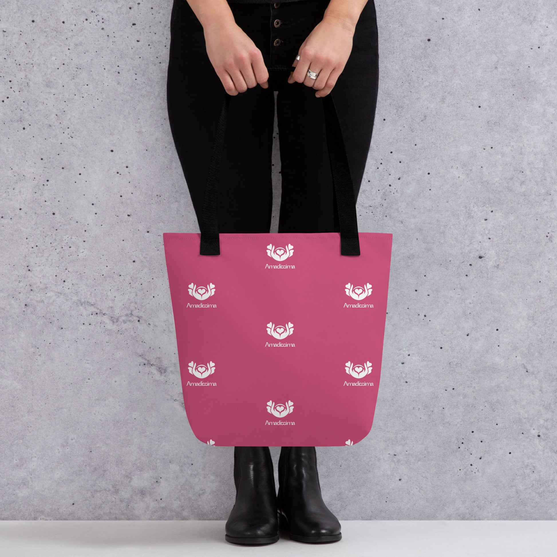 Bolsa tote “Multiversa” color fucsia con diseño expandido Amadíssima, vista frontal