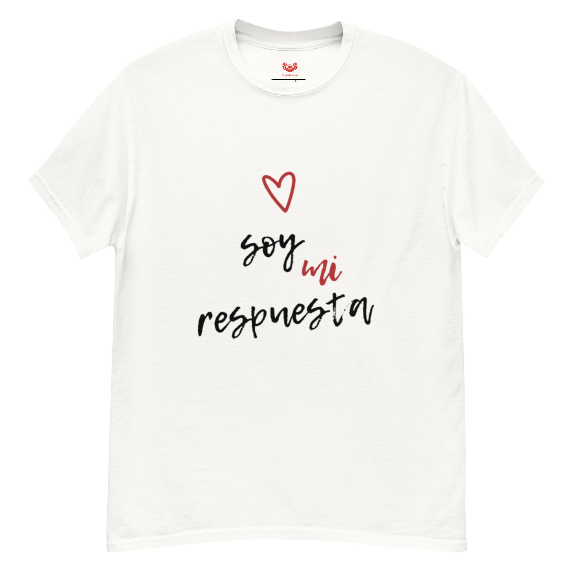 Detalle frontal camiseta “Soy mi respuesta” color blanco, Amadíssima